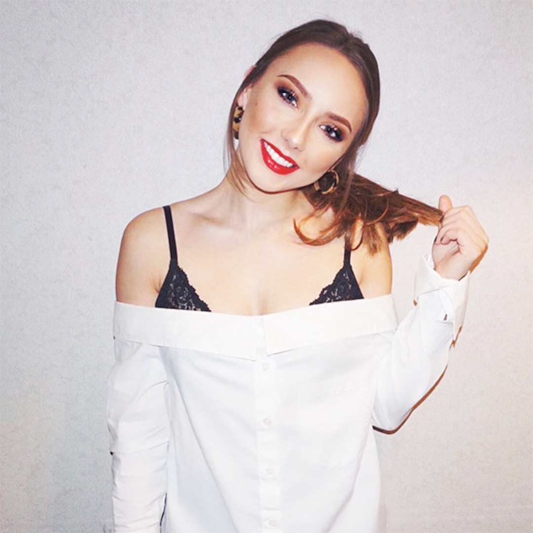 Why Eminem Is A Proud Dad Inside Hailie Jade Scott S Life Now E Online